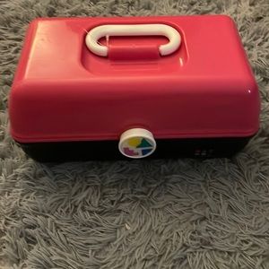 Pink makeup caboodle